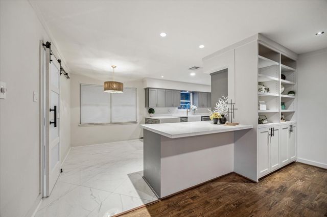 4111 Martinshire Drive, Houston, TX 77025