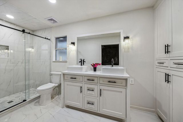 4111 Martinshire Drive, Houston, TX 77025