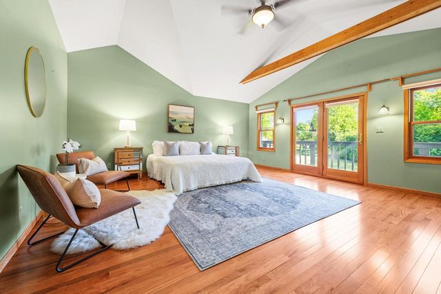 115 W Green Tree ROAD, Glendale, WI 53217