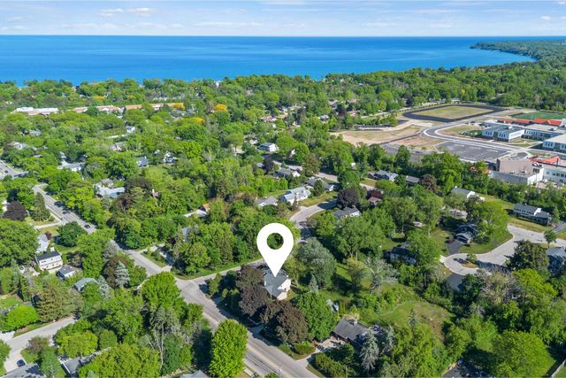 115 W Green Tree ROAD, Glendale, WI 53217