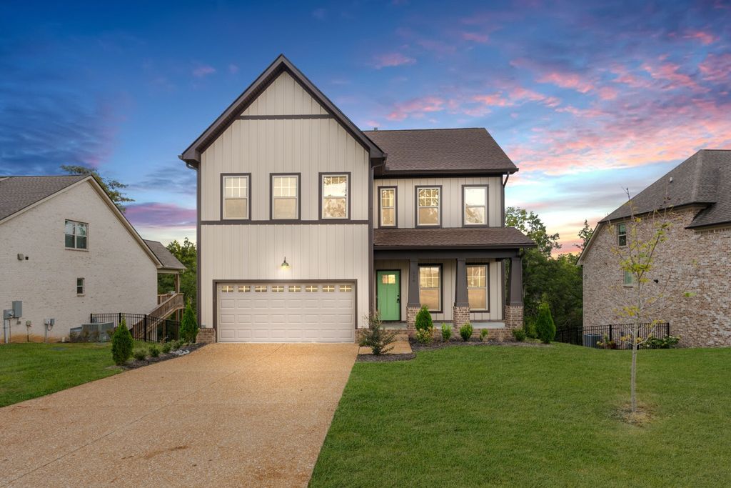 116 Stewarts Landing Dr, Mount Juliet, TN 37122