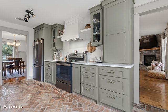 17079 Gina Lane, Gulfport, MS 39503