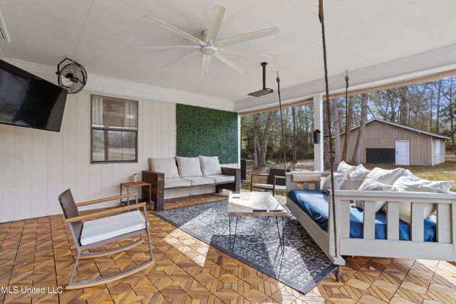 17079 Gina Lane, Gulfport, MS 39503