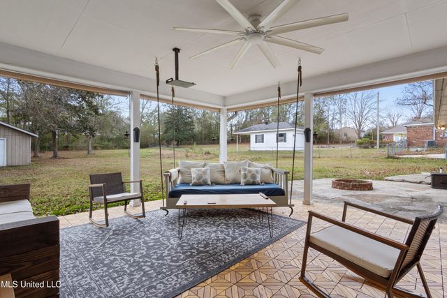17079 Gina Lane, Gulfport, MS 39503