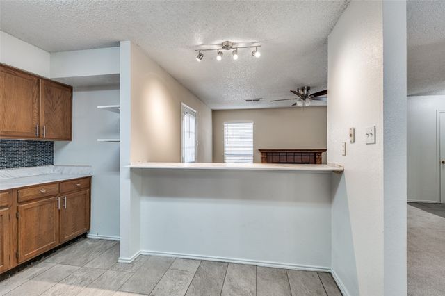 2617 Isbella Drive, Grand Prairie, TX 75052