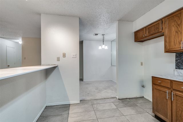 2617 Isbella Drive, Grand Prairie, TX 75052