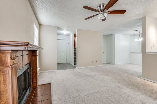 2617 Isbella Drive, Grand Prairie, TX 75052