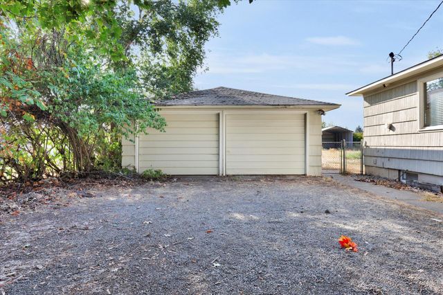 7505 N Altamont St, Spokane, WA 99217