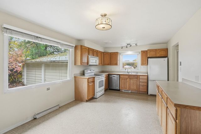 7505 N Altamont St, Spokane, WA 99217