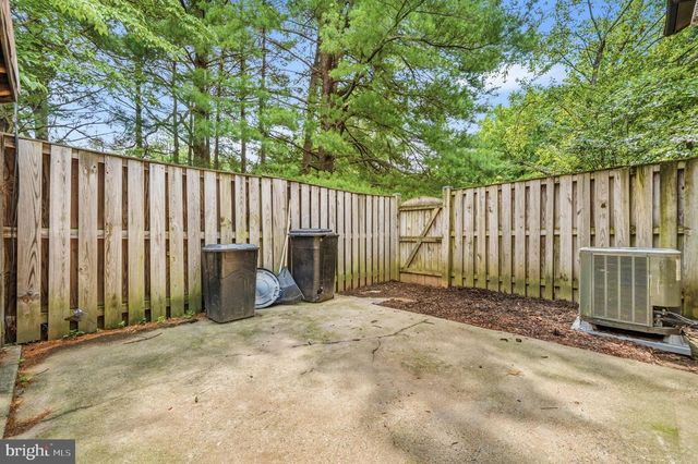 5699 SUMMER OAK WAY, Burke, VA 22015