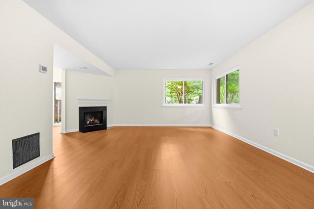 5699 SUMMER OAK WAY, Burke, VA 22015