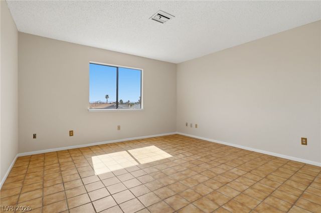 1751 East Reno Avenue 221, Las Vegas, NV 89119