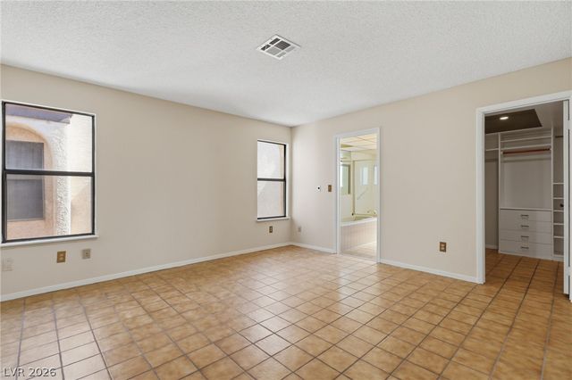 1751 East Reno Avenue 221, Las Vegas, NV 89119