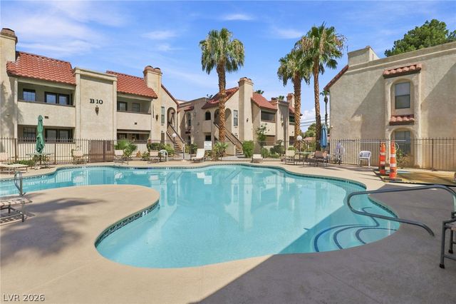 1751 East Reno Avenue 221, Las Vegas, NV 89119