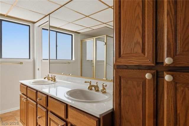 1751 East Reno Avenue 221, Las Vegas, NV 89119