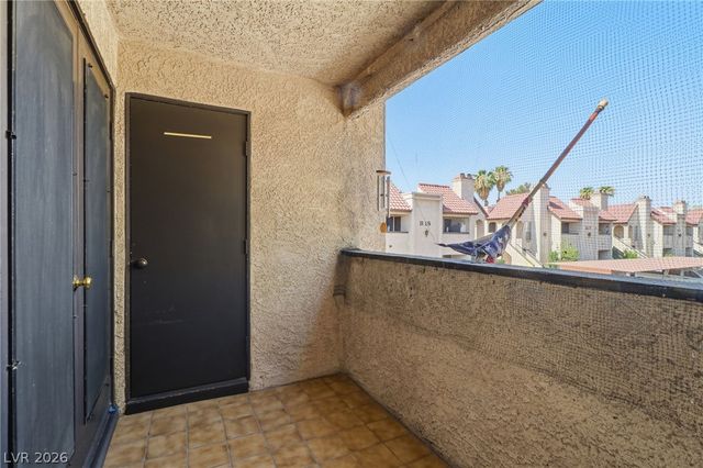 1751 East Reno Avenue 221, Las Vegas, NV 89119