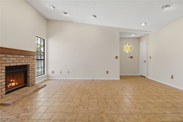 1751 East Reno Avenue 221, Las Vegas, NV 89119