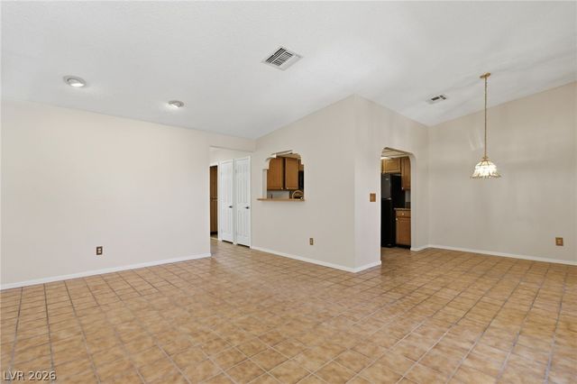 1751 East Reno Avenue 221, Las Vegas, NV 89119