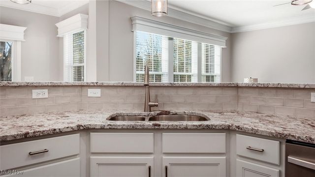 10252 Summersweet Way, Plain City, OH 43064