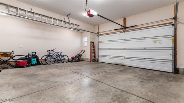 10252 Summersweet Way, Plain City, OH 43064