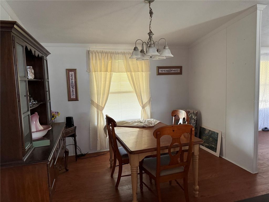 Image 7 of property listing at 301 GOLDEN TRAIL, Lake Placid, FL 33852