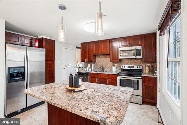 8414 CLAY DR, Fort Washington, MD 20744