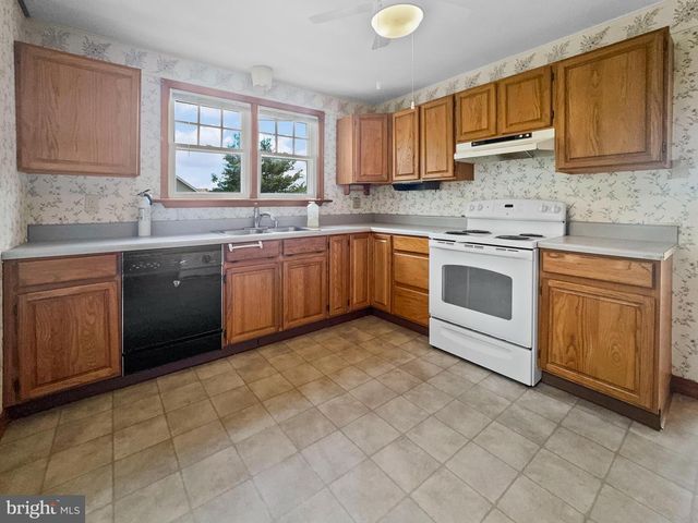 327 W PARK DR, Bridgeton, NJ 08302