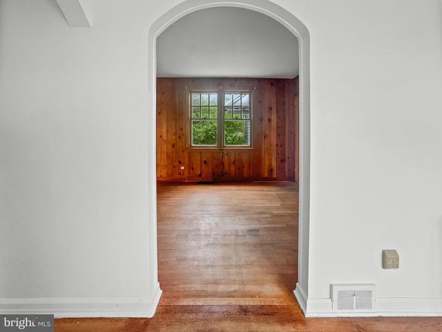 327 W PARK DR, Bridgeton, NJ 08302