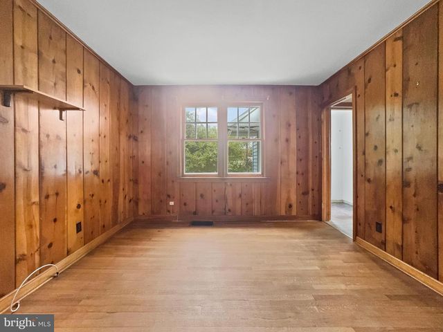 327 W PARK DR, Bridgeton, NJ 08302