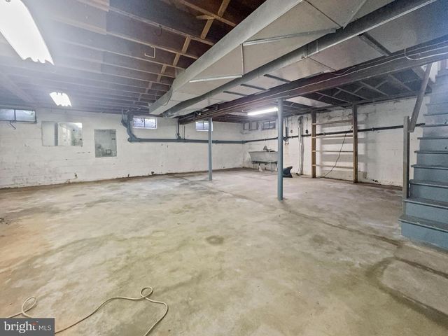 327 W PARK DR, Bridgeton, NJ 08302