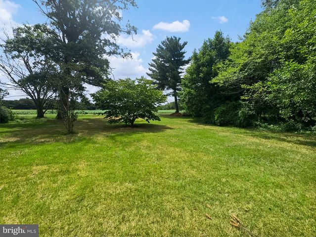 327 W PARK DR, Bridgeton, NJ 08302
