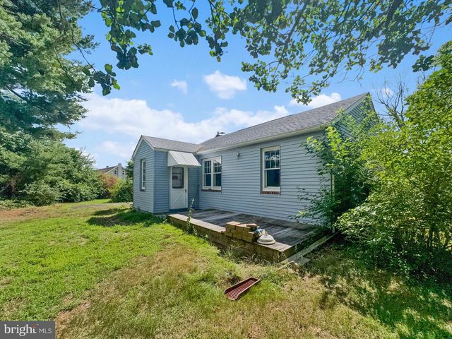 327 W PARK DR, Bridgeton, NJ 08302