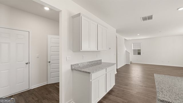 78 Weymouth Drive, Locust Grove, GA 30248