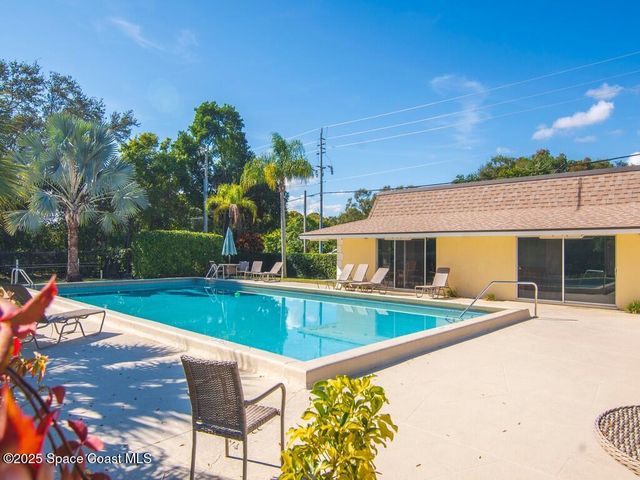 1166 6th Avenue B3, Vero Beach, FL 32960