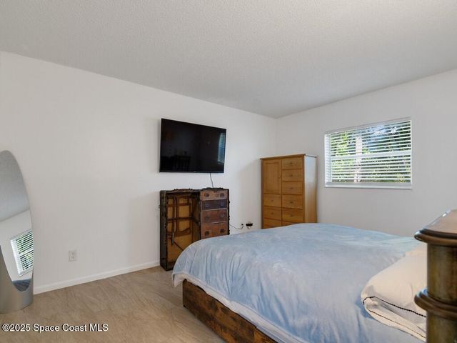 1166 6th Avenue B3, Vero Beach, FL 32960