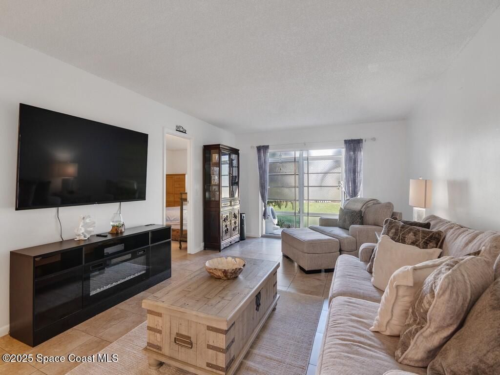 1166 6th Avenue B3, Vero Beach, FL 32960