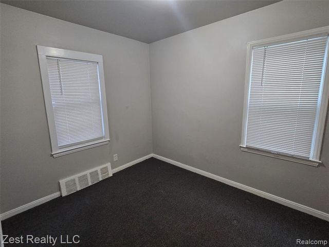 19928 Santa Barbara Drive, Detroit, MI 48221