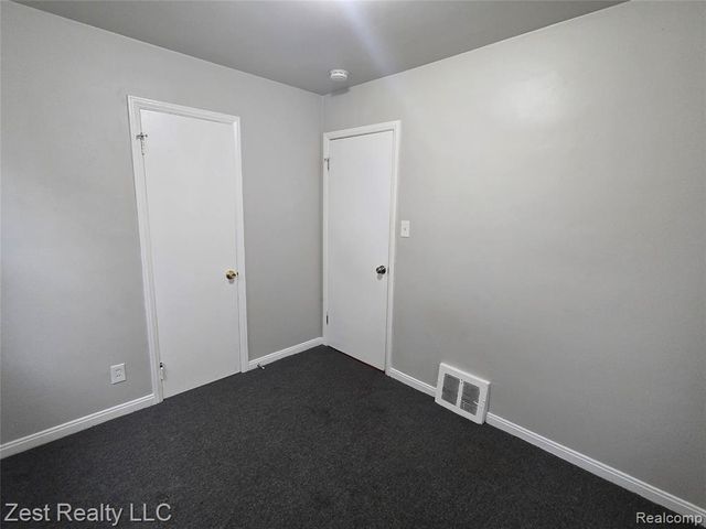 19928 Santa Barbara Drive, Detroit, MI 48221