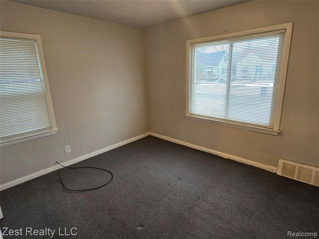 19928 Santa Barbara Drive, Detroit, MI 48221