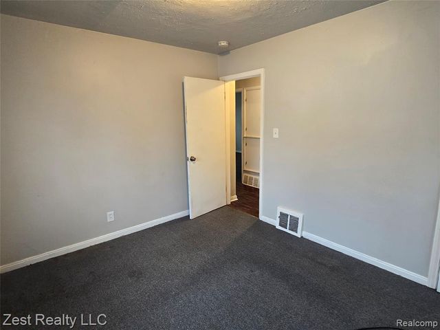 19928 Santa Barbara Drive, Detroit, MI 48221