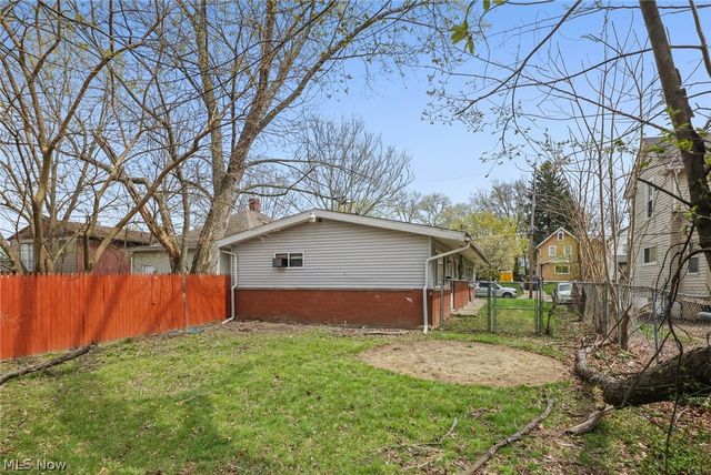 1208-1210 Bellows Street, Akron, OH 44301
