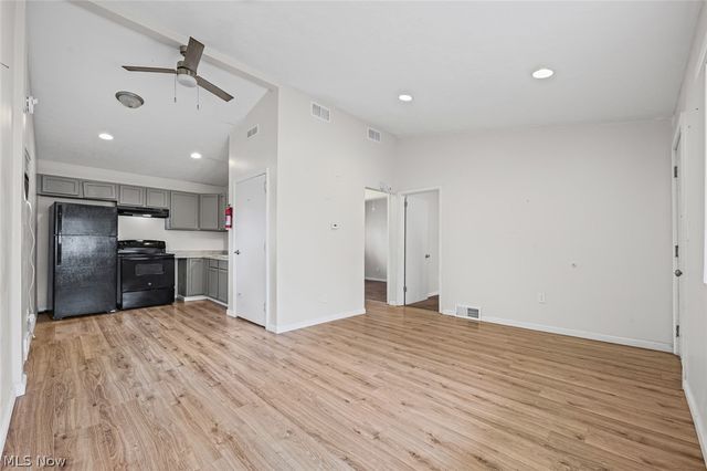 1208-1210 Bellows Street, Akron, OH 44301