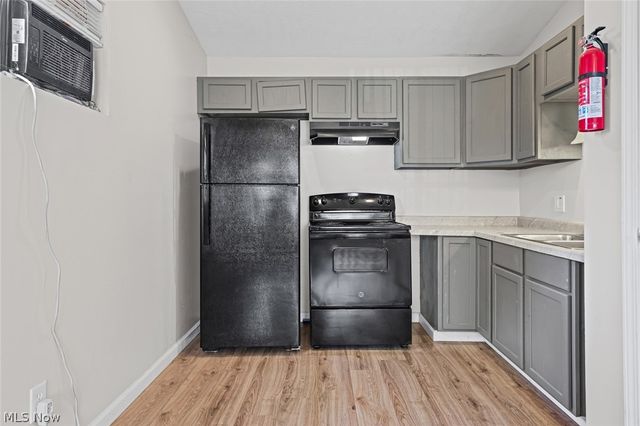 1208-1210 Bellows Street, Akron, OH 44301