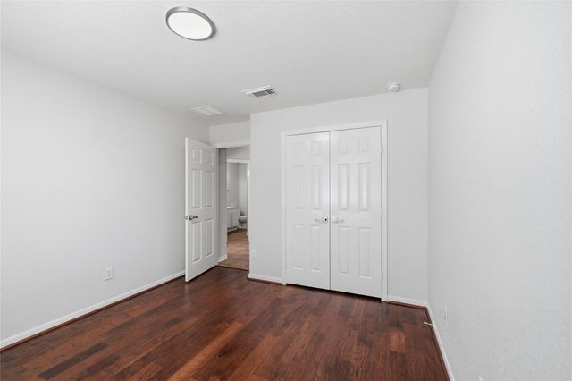 9523 Denfield Court, Houston, TX 77070