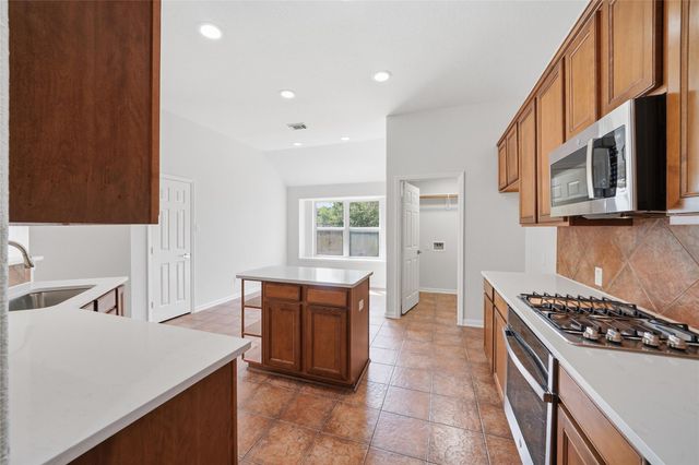 9523 Denfield Court, Houston, TX 77070