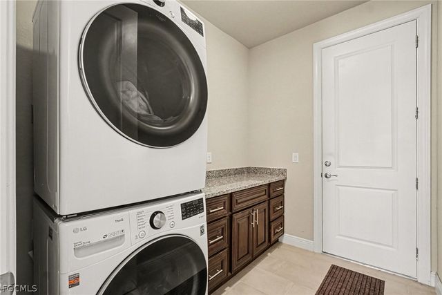 4321 NW 33rd ST, Cape Coral, FL 33993