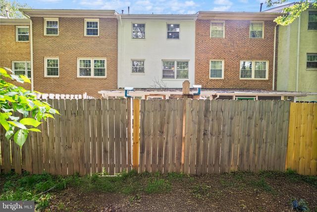 14832 SMETHWICK PL, Centreville, VA 20120