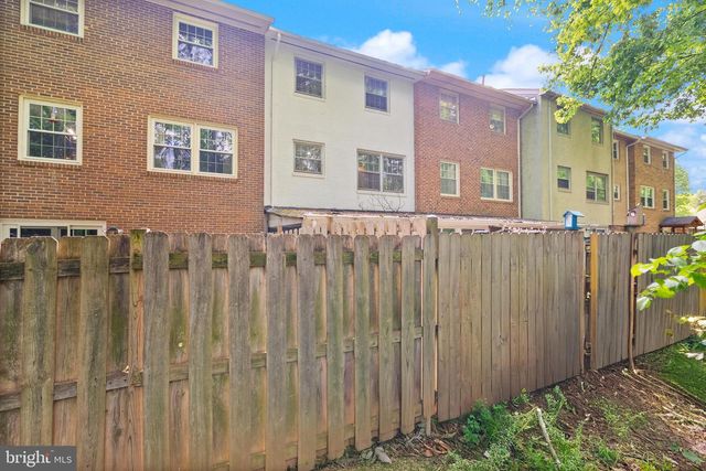 14832 SMETHWICK PL, Centreville, VA 20120