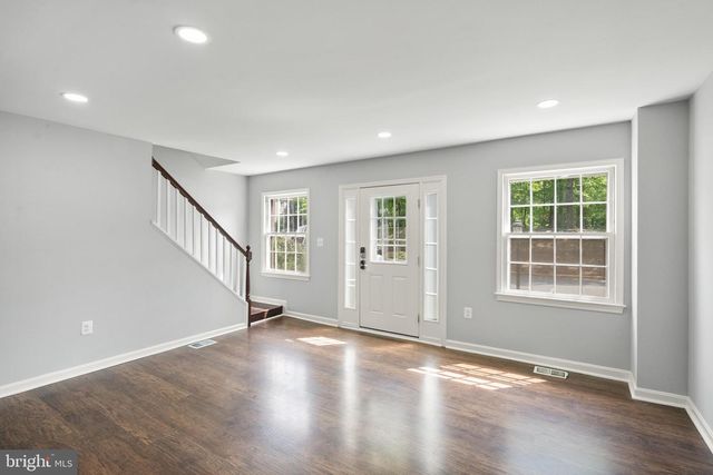 14832 SMETHWICK PL, Centreville, VA 20120