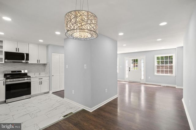 14832 SMETHWICK PL, Centreville, VA 20120